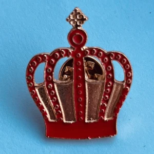 Krona pin👑 - Fri frakt 💕