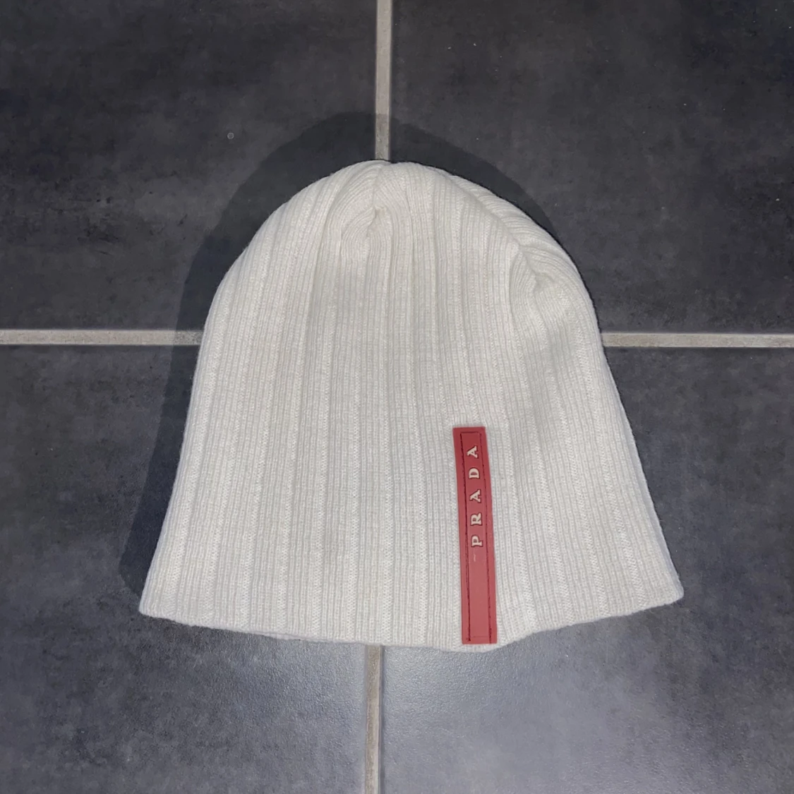 Prada Mössa