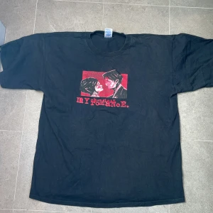 My chemical romance tröja - Oversized tröja från gildan med my chemical romance motiv. 8/10 Skick