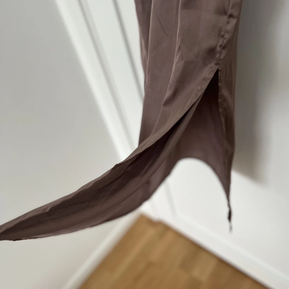 Satin klänning från bubbleroom - 90