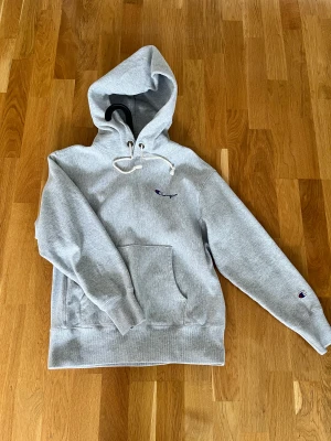 Champion hoodie  - Skick: 9/10