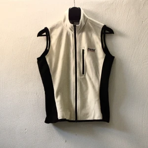 Retroväst - Secondhand-vara, knappt använd