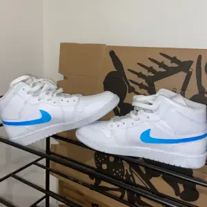 Nike Jordan 1’s custom made storlek 44.5 (aldrig använda) 