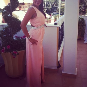 Klänning  - Persikafärgad klänning i storlek S