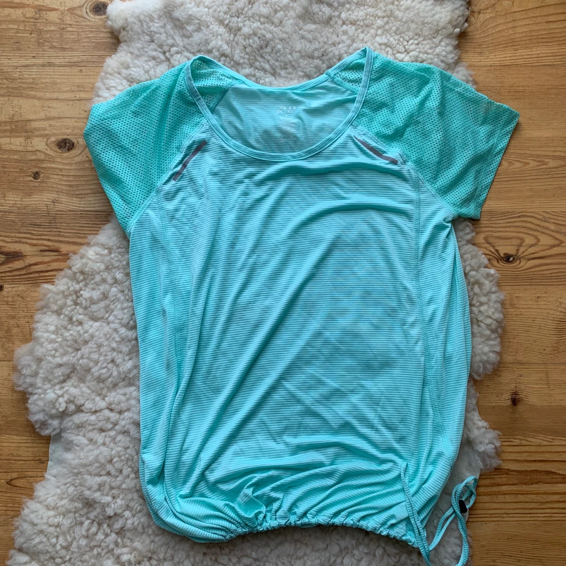 Blå träningströja