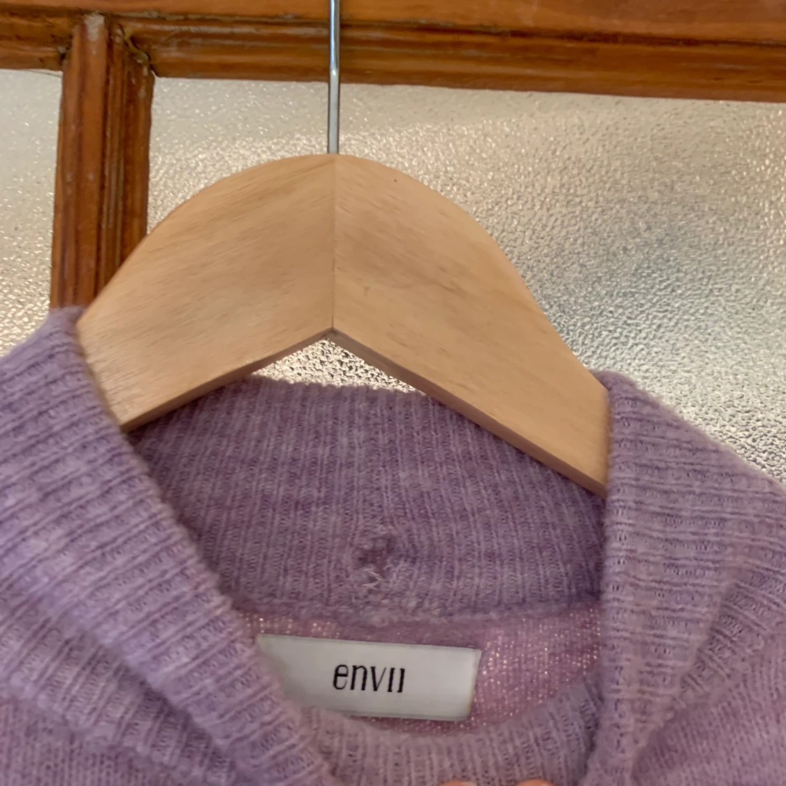 lila stickad tröja från envii - 90