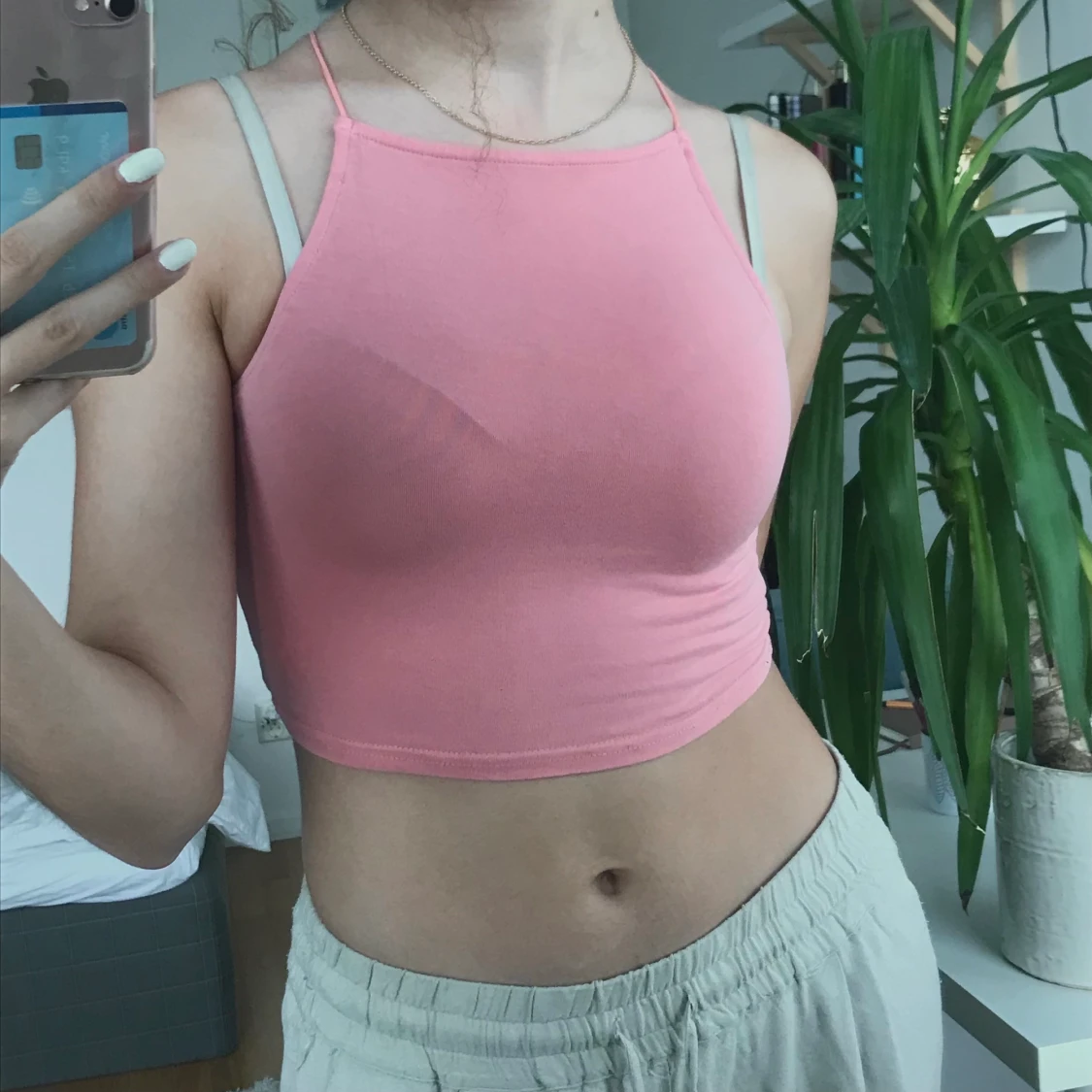 <<Somrig croptop>> - 90