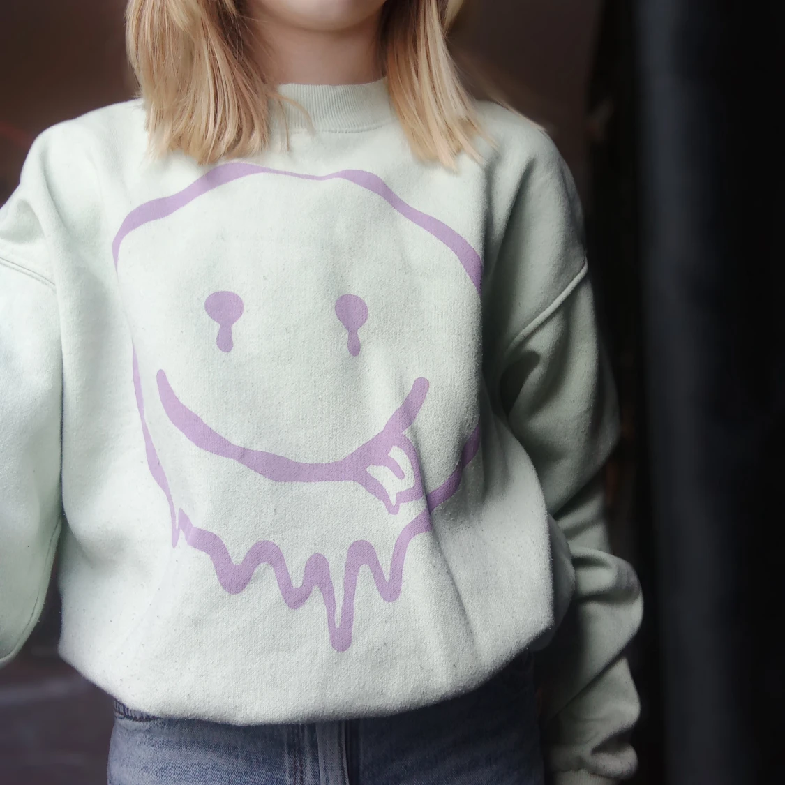 Fin grön tröja med en lila smile på!! - 90