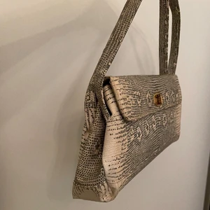 Väska 60-tal - Vintage väska från 60-talet helt oanvänd! 