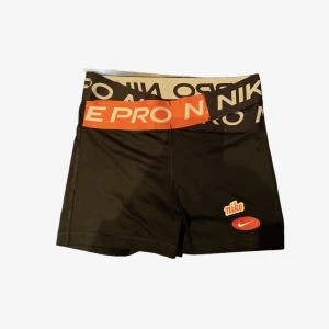 Nike PRO shorts - Träningsshorts från Nike, bra skick💓