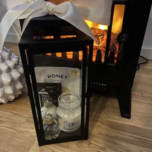 Lyktor - Lyktor som innehåller olika saker 