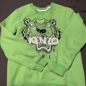 Kenzo tröja - Storlek Xs, knappt använd