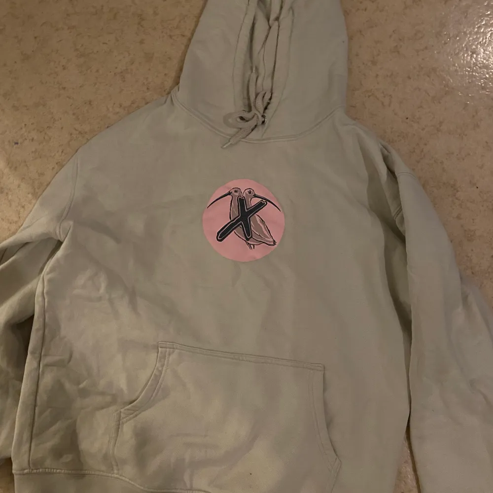 Rb hoodie stl m. Hoodies.