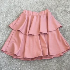 Kjol från NLY one - Kjol från NLY one i storlek xs