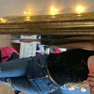 Linne - Svart vanligt linne från Amisu. Bra skick. 95 procent bomull.