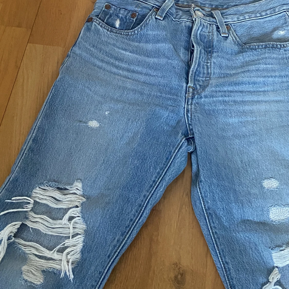 LEVI’S JEANS - 90