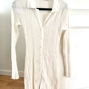 Klänning från Style addict, storlek S/M - Klänning från Style Addict, storlek S/M. Använd ett fåtal gånger, väldigt fint skick. Frakt tillkommer 🤍