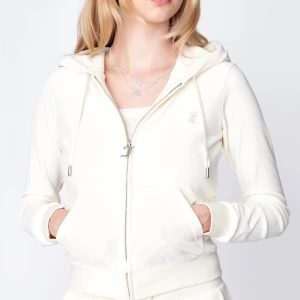 Juicy couture tröja - Vit, storlek xxs, superbra skick.