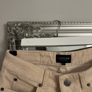 Lexington Byxor - Manchesterbyxor ifrån lexington. Använda 1-2 gånger och har tyvärr blivit försmå. 