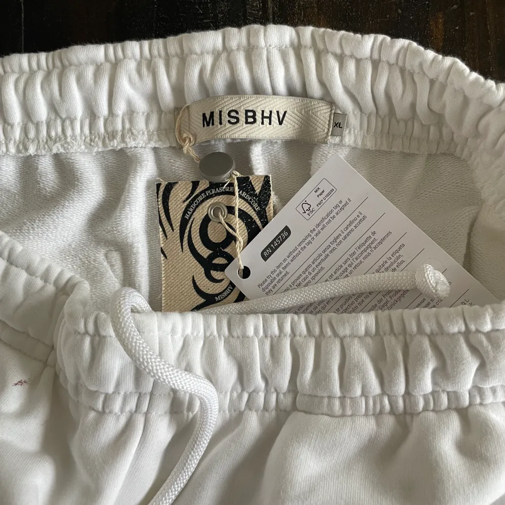 Selling MISBHV pants  10/10 never worn Size xl but will fits good on the l too For measurements and additional photos text me Half of the funds go to help Ukraine🇺🇦 🇸🇪. Jeans & Byxor.