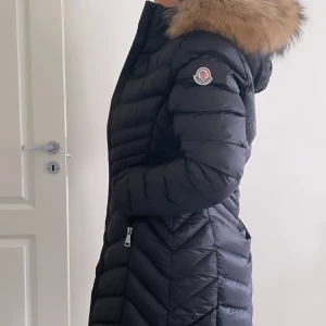 Moncler - Moncler jacka helt ny 