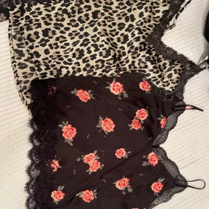 Två linnen  - Säljer dessa två super snygga linnena då de inte kommer till användning. Köp antingen båda för 100kr. Annars kostar de 50kr/s 