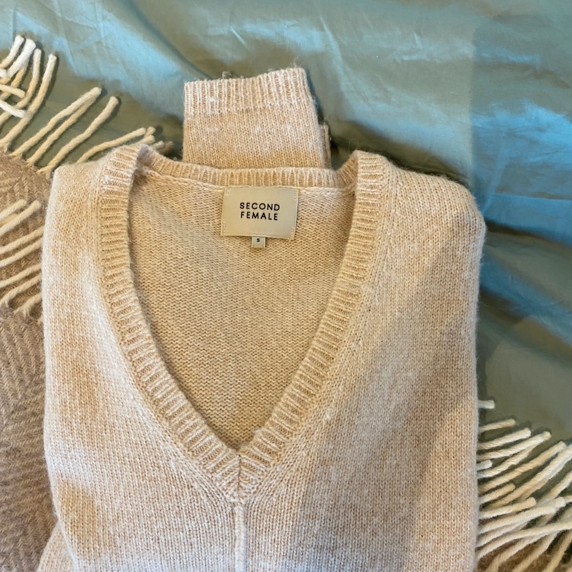 Stickad tröja  - 91