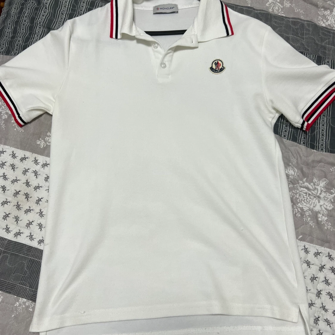 Moncler tipped polo white 