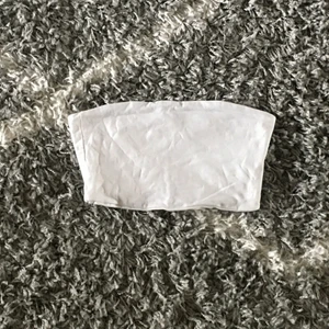 Cropped Tube Top -  färg: white 💘  Jag köpte den för 80 kr 💌