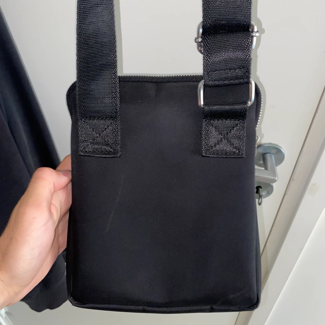 Hugo Boss axelväska - 90