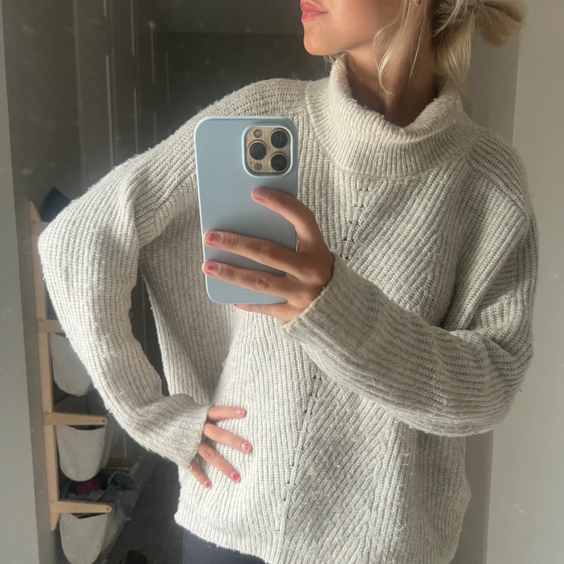 Beige stickad tröja från HM