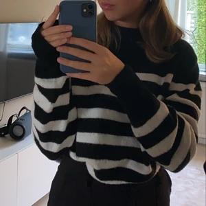 Randig stickad tröja - Randig stickad tröja från hm! 🤍 