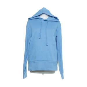 Säljer min Acne hoodie i storlek xs ❤️ använd men inga tydliga defekter mer en att snörerna är något urtvättade. Skickar bilder vid seriösa köpare!❤️❤️