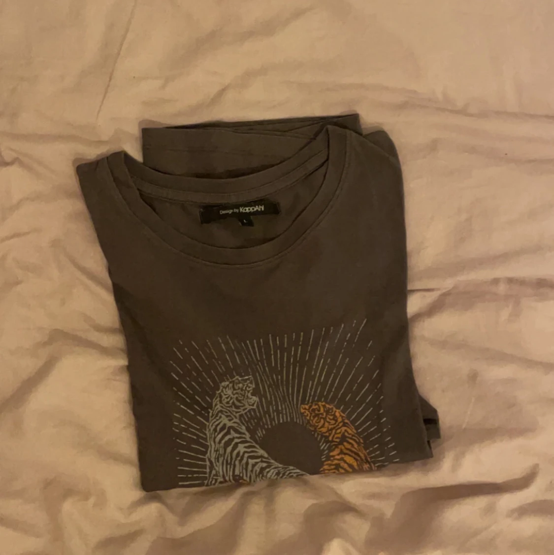 Lindex t-shirt strl L/M - 90