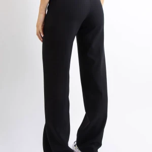 Kostymbyxor  - Nu säljer jag mina kostymbyxor från madlady för att dom är lite stora på mig:)  Kan skicka om köparen står för frakten.  Tryck inte på köp nu:) 