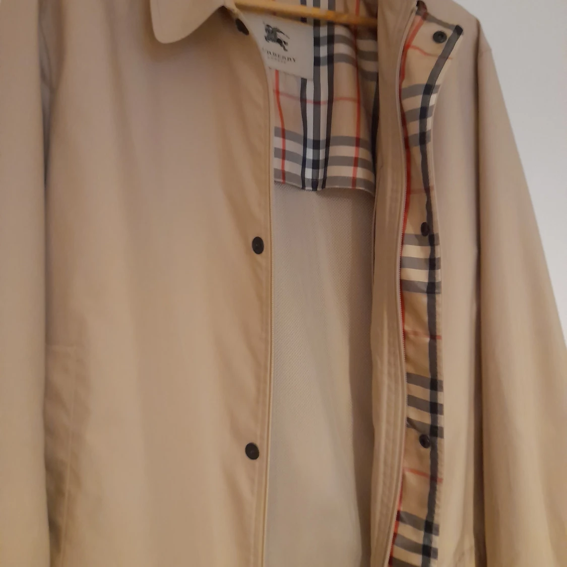 Burberry 100% polyester