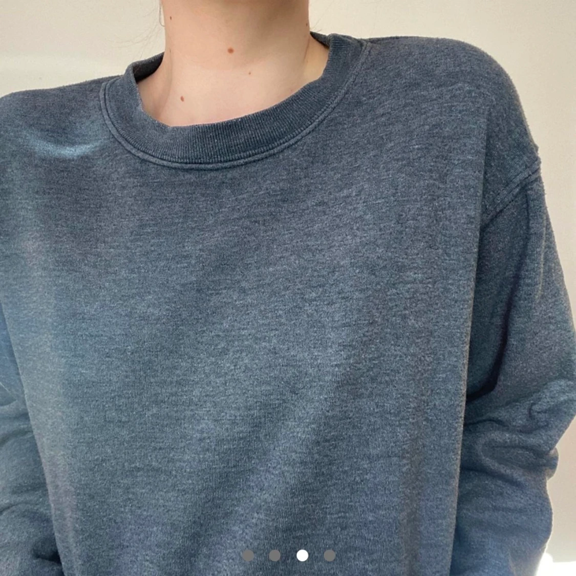 Brandy Melville sweatshirt  - 91