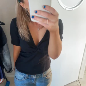 Zara t-shirt - Jättefin v ringad t-shirt från Zara!