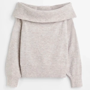Off shoulder tröja - Stickad off shoulder tröja från hm som är helt ny med lappen kvar. Vill byta mot en xs i vilken färg som helst