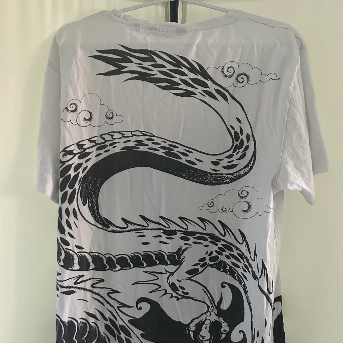 Harajuku iversized T-shirt cropp dragon - 90