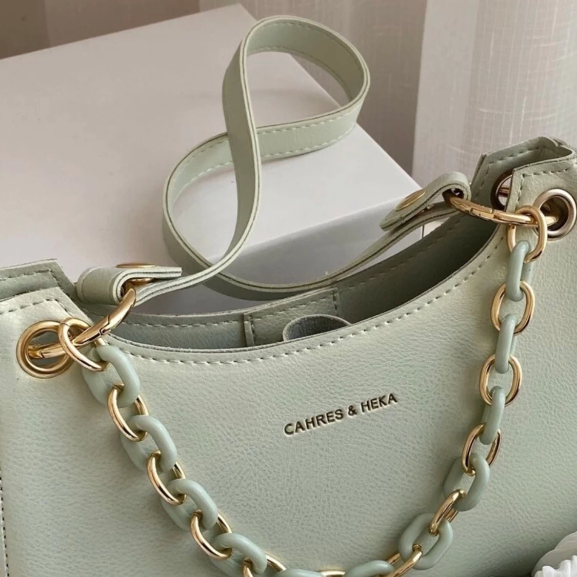 Axelväska mintgrön  - 91