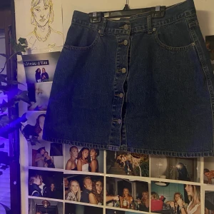 Jeanskjol:) - Kjol köpt second hand ✨ 