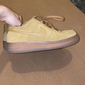 nike air force 1 suede 38 - nike air force 1 suede, almost new. Size 38