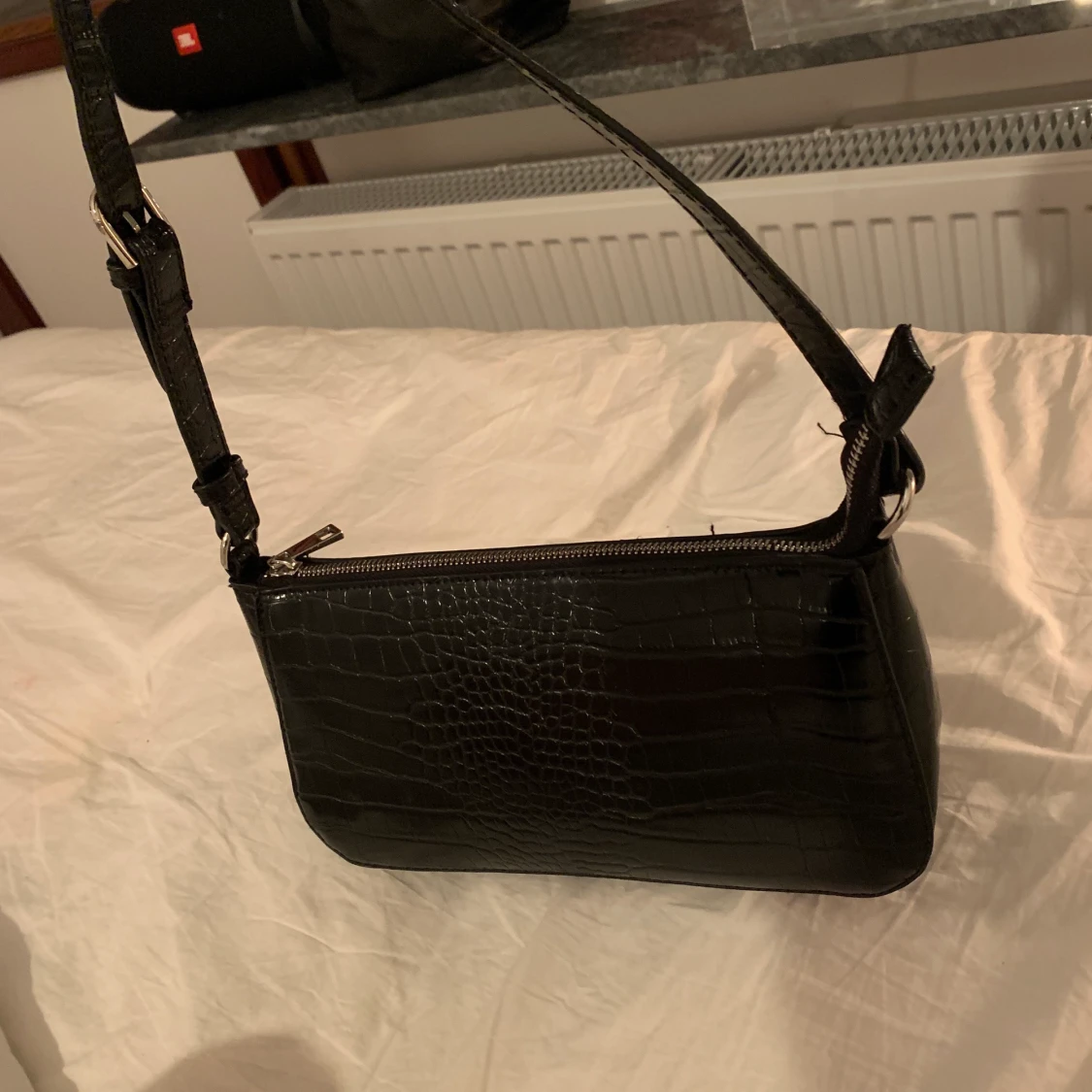 svart baguette väska - 90