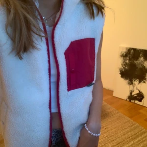 Pile väst - Väst från asos nästan oanvänd