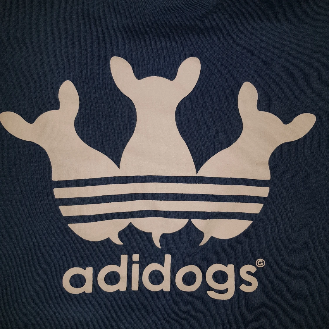 "Adidogs" T-shirt - 90