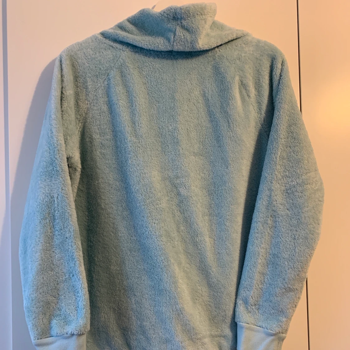 Tröja med isbjörn - 90