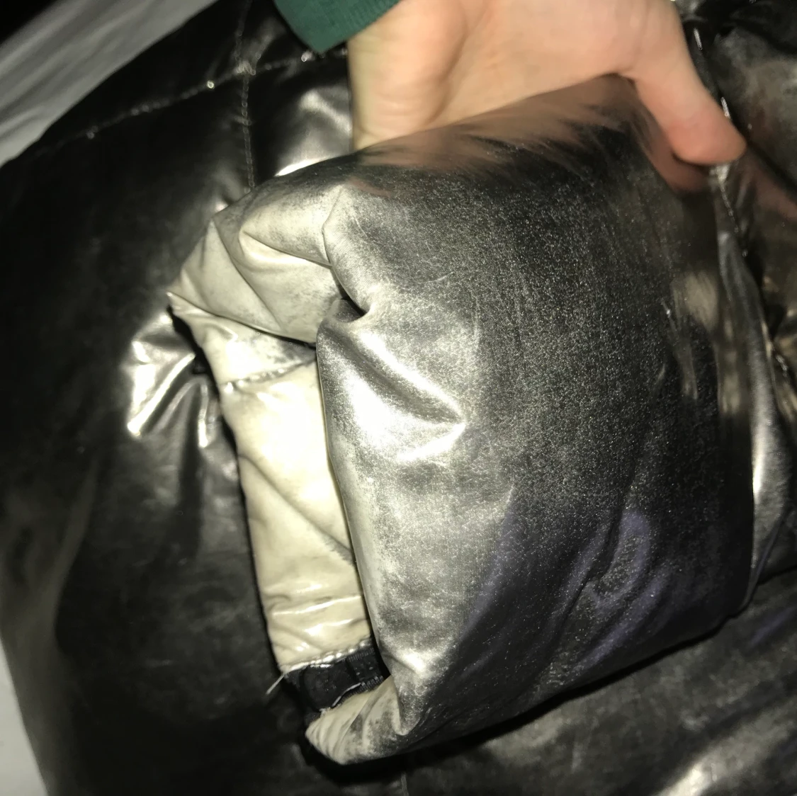 Guldig vinterjacka från Zara - 91