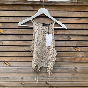 Mönstrat linne från Zara - Fint mönstrat linne från Zara, aldrig använt och lappen kvar. 