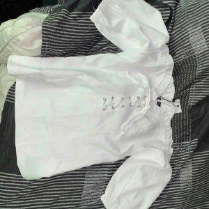 Fin top:) aldrig använd  - Fin, aldrig använd pågrund av att den inte passa 40kr frakt 